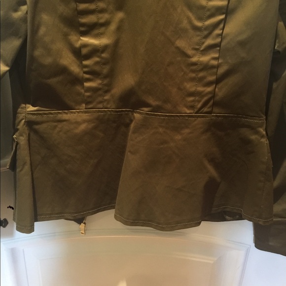 Woman jacket - Picture 4 of 8